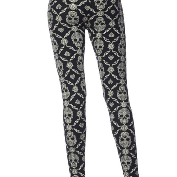 NWT!  1 Left!!!Halloween Skull Legging Size:10-20 - Picture 3 of 5